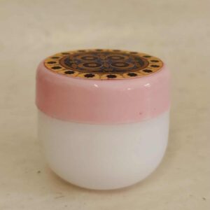 محابر بلاستيك ذو غطاء زهري